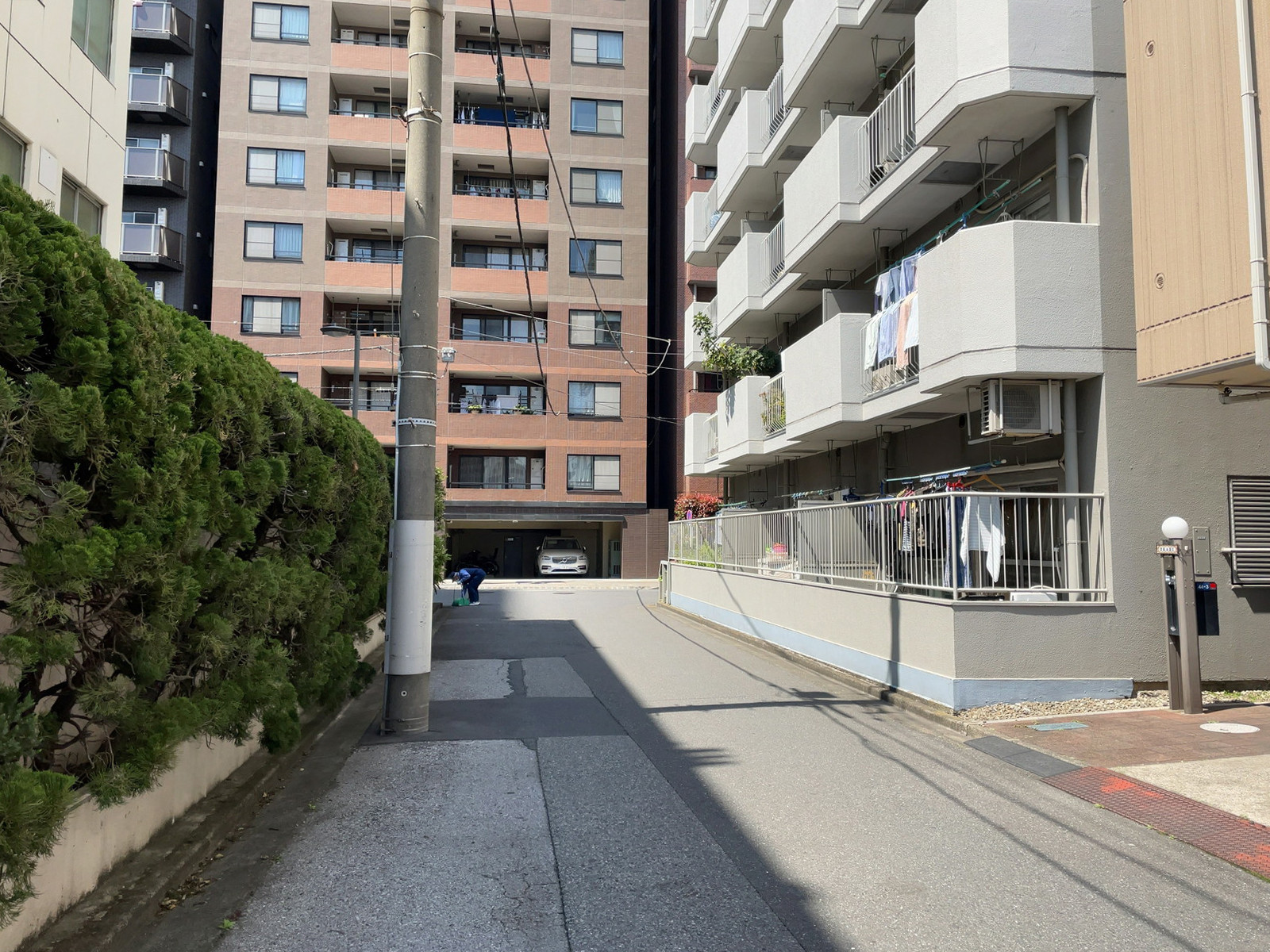 イマス箱崎ビル前面の通り