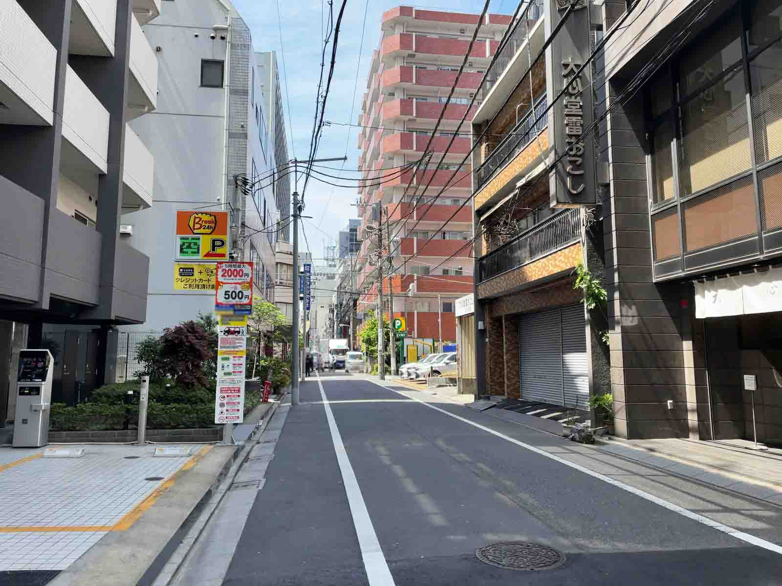 大仙柴田ビル前面の通り