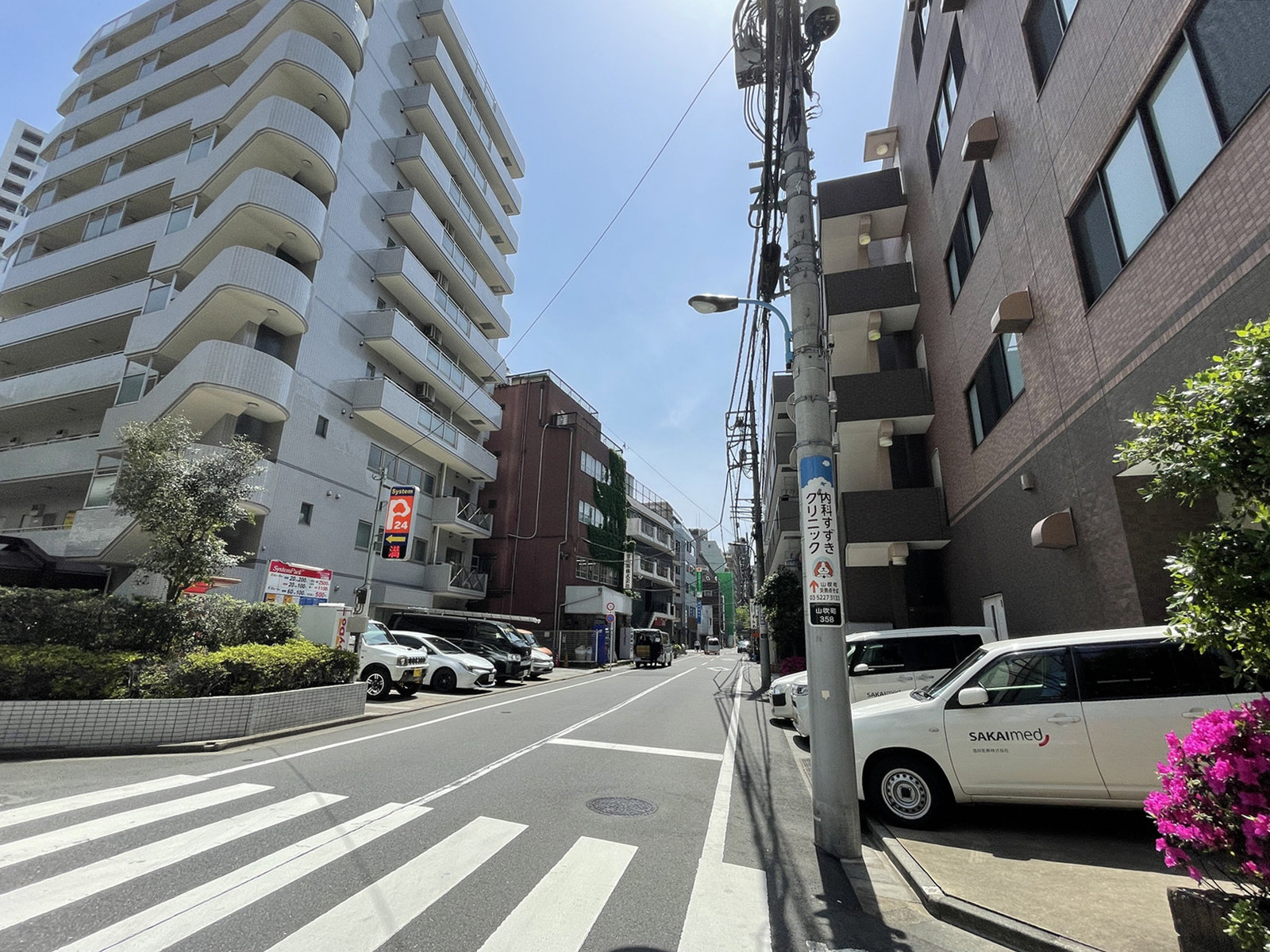 江戸川橋杉原ビル前面の通り