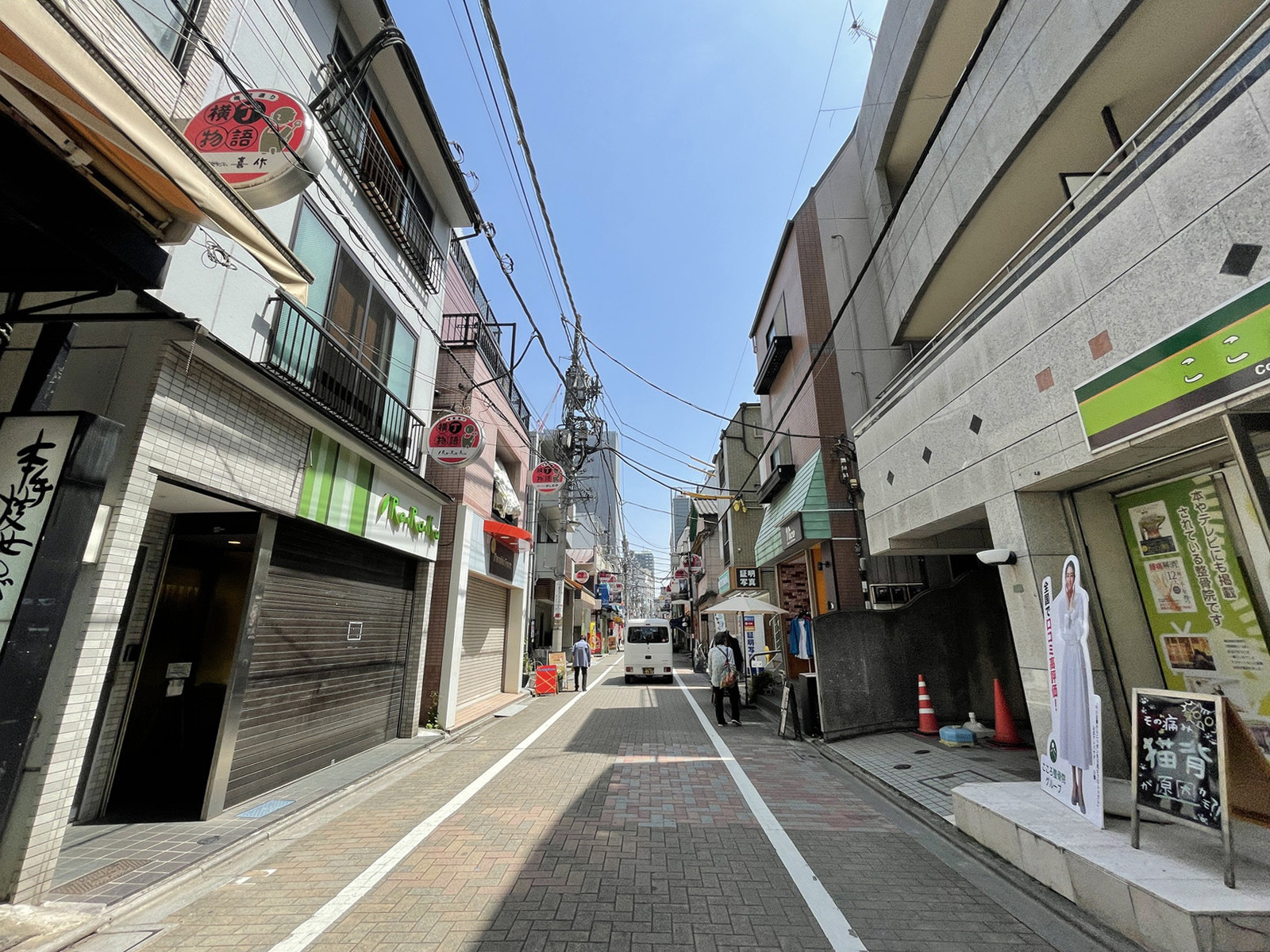 付近の江戸川橋地蔵通り商店街