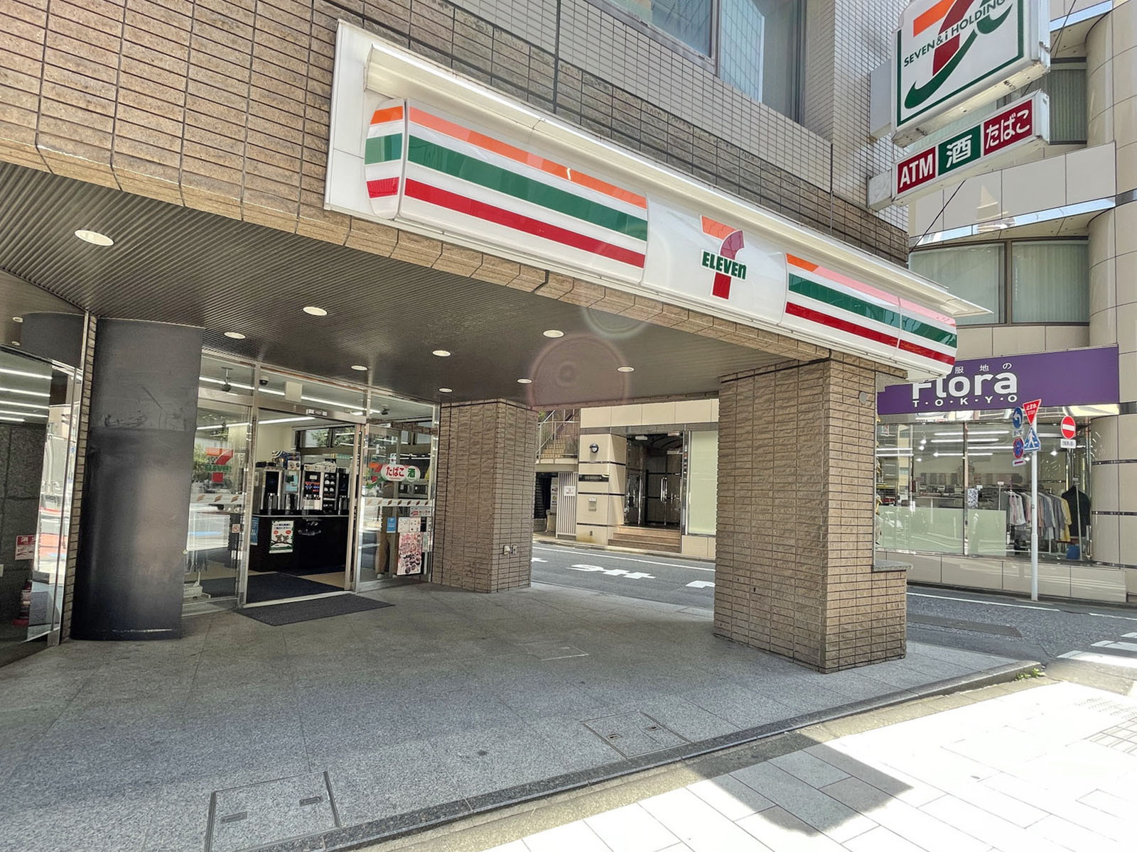 徒歩1分のセブンイレブン神田須田町1丁目店