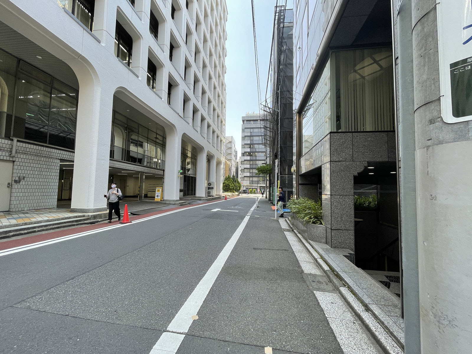 大手町NSビル前面の通り