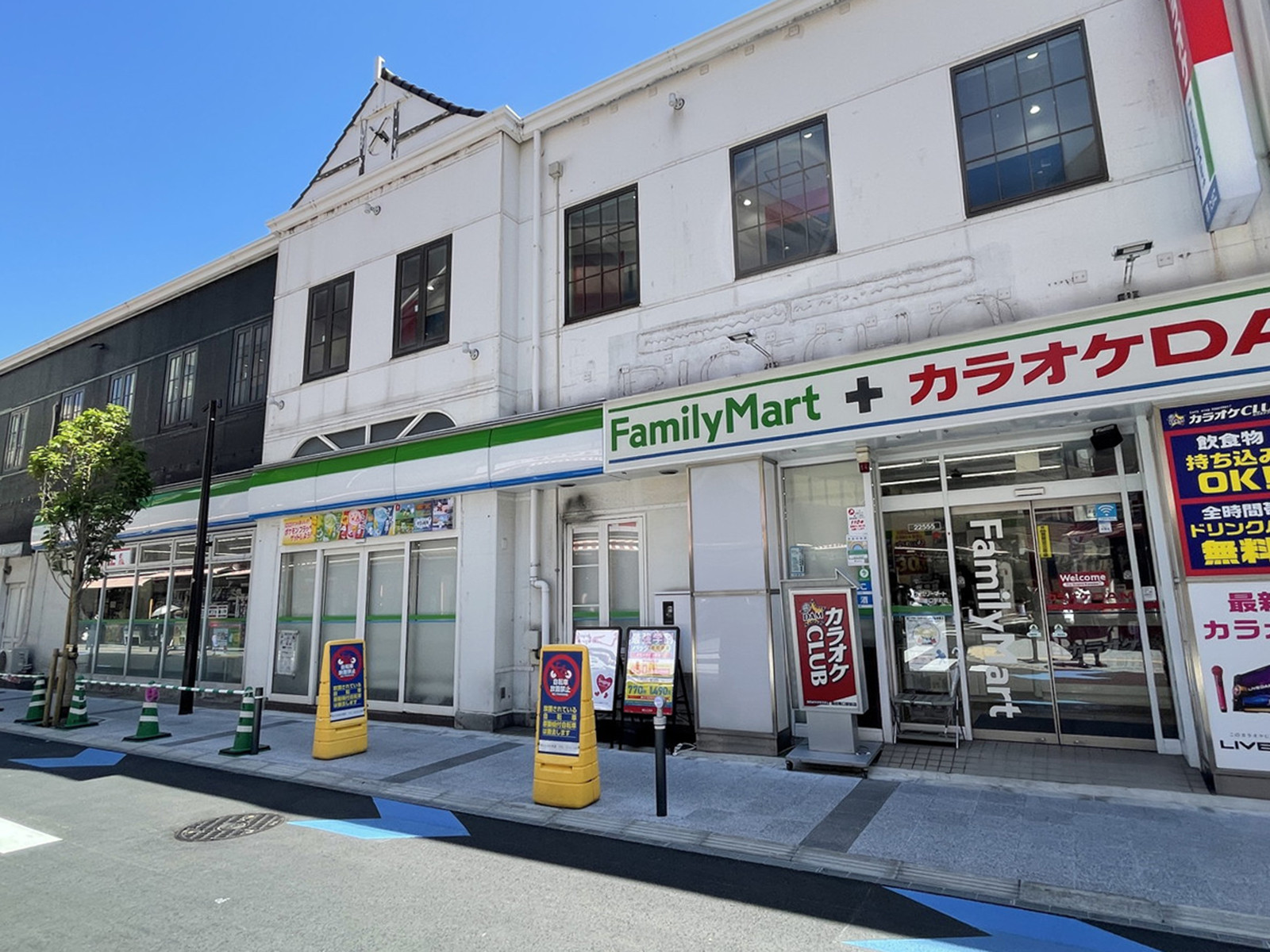 徒歩1分のファミリーマート 蒲田南口駅前店