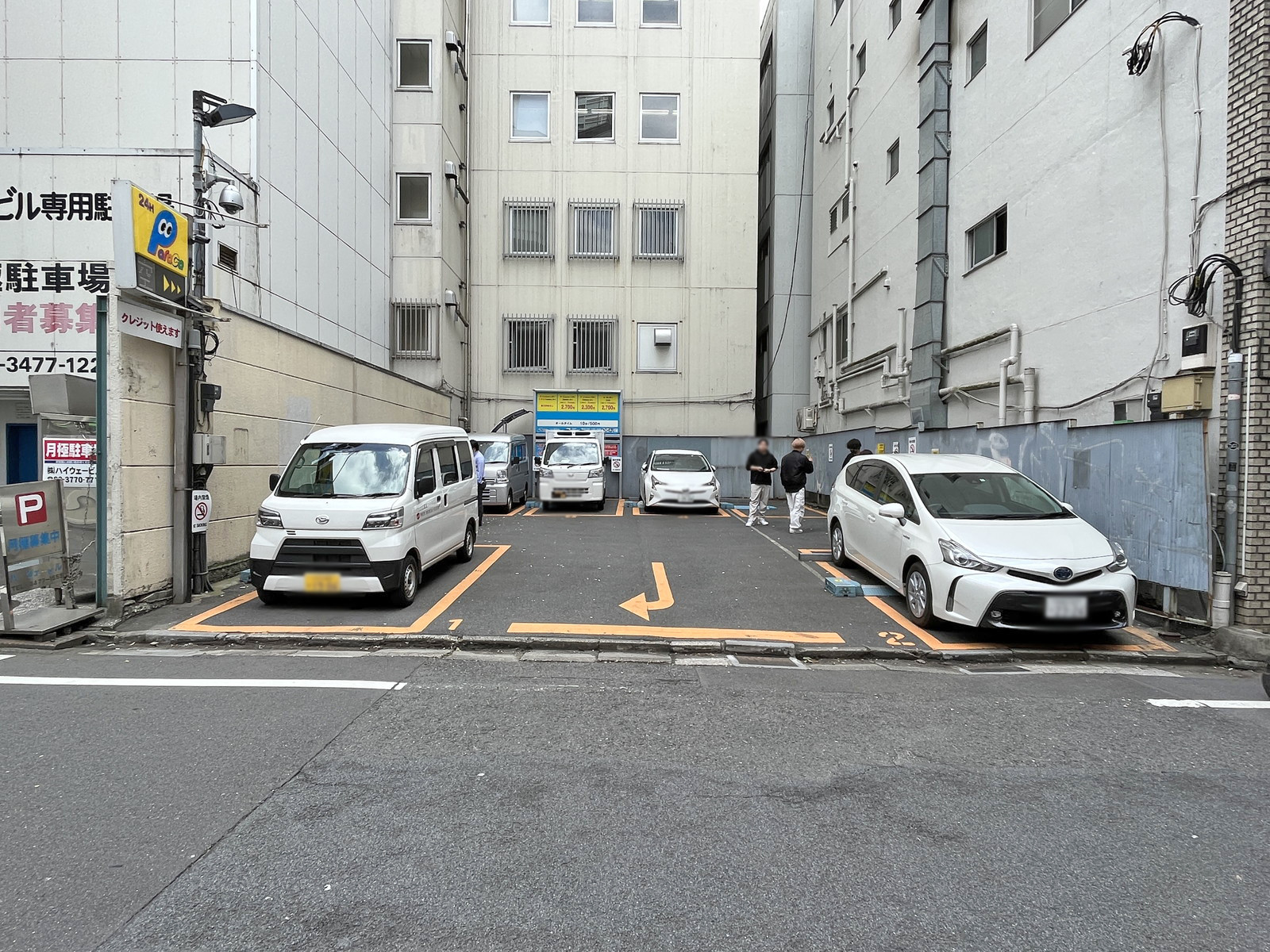向かいのコインパーキング