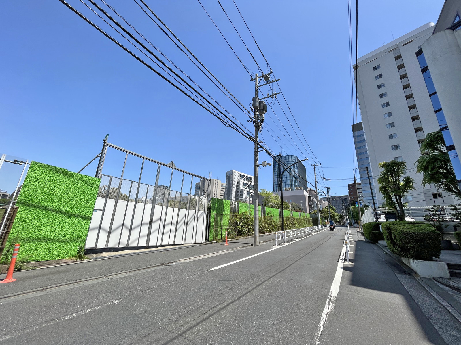 渋谷董友ビル5前面通り