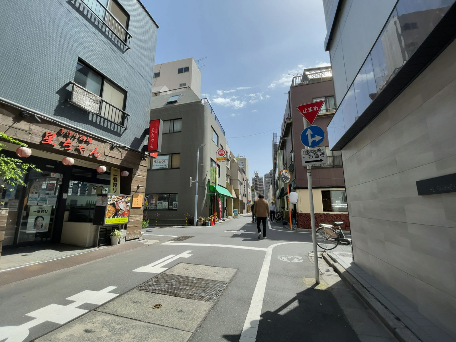 ザ・パークレックス浅草橋前面の通り