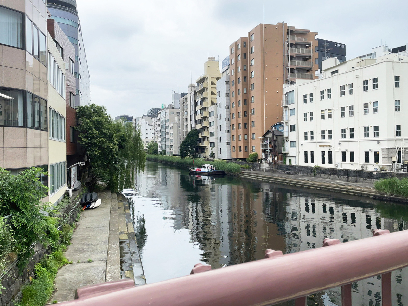近くの亀島川