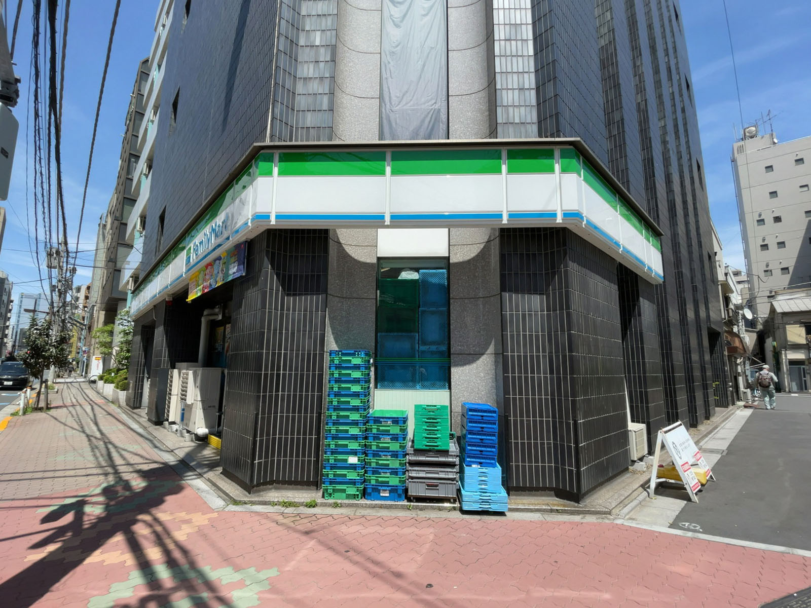 至近のファミリーマート 台東三筋一丁目店