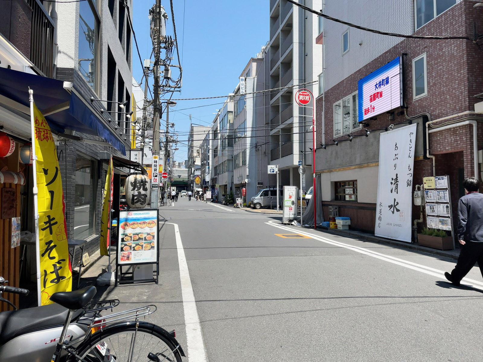 T・M.水道橋ビル前面の通り