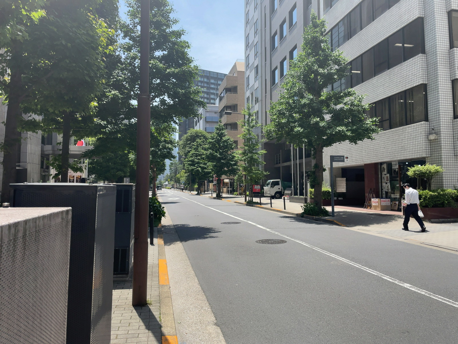 アドミラル紀尾井町前面のプリンス通り