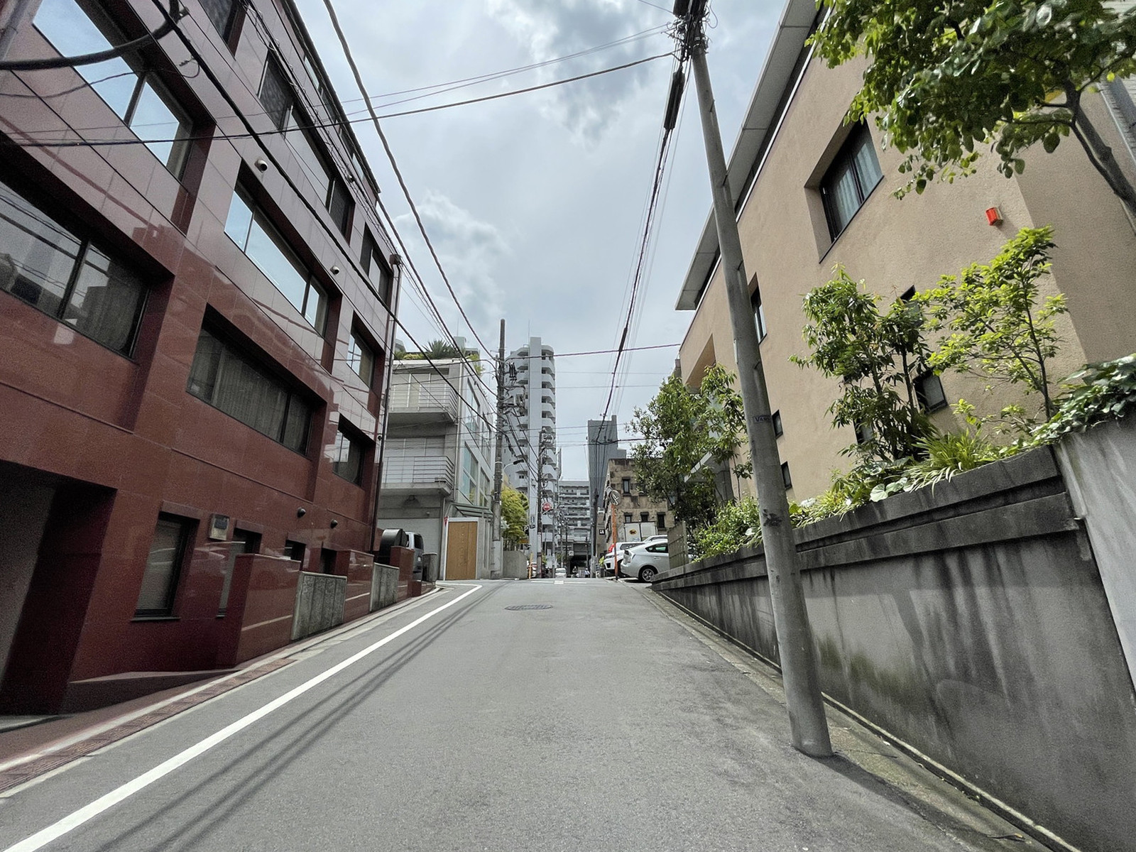 池田ビル前面の通り