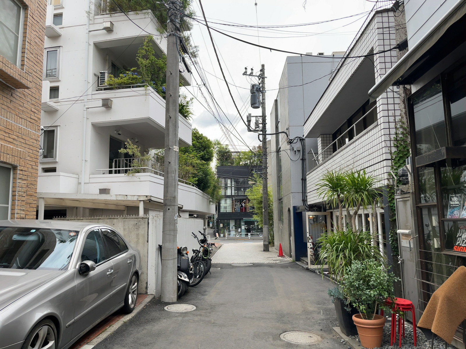 STUMPBASE JINGUMAE前面の通り
