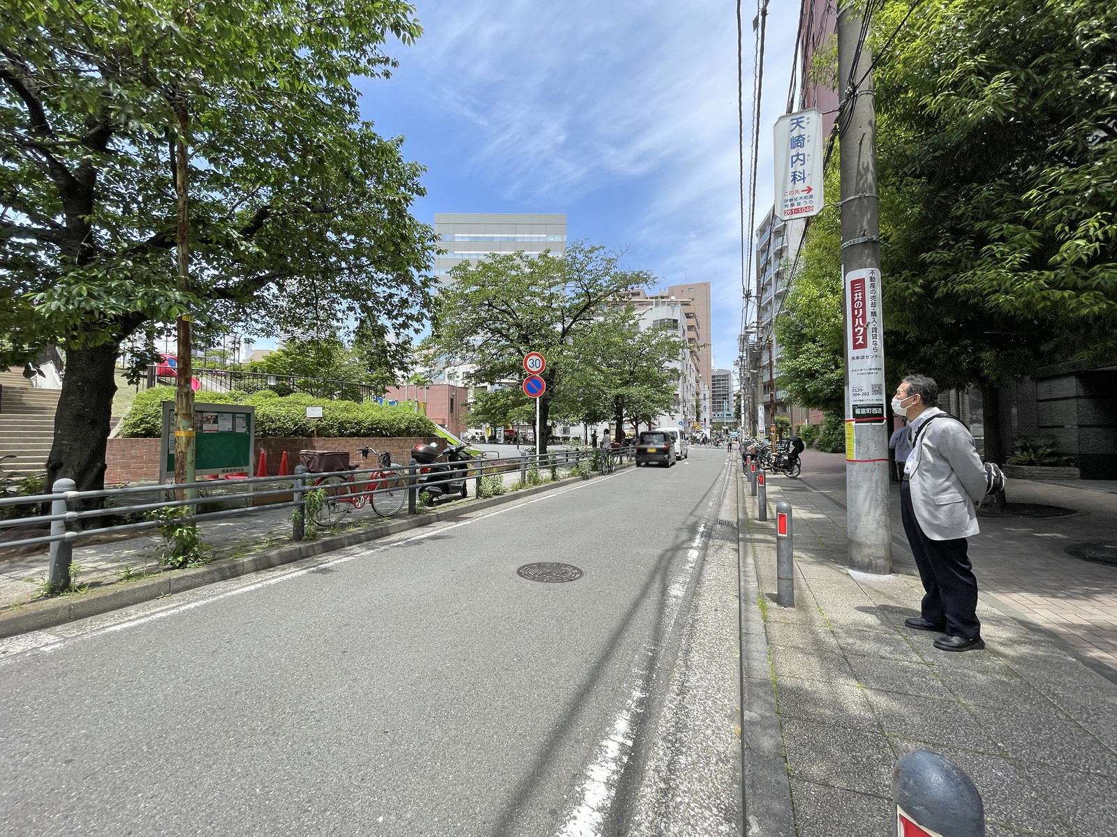 IM桜木町ビル前面の通り