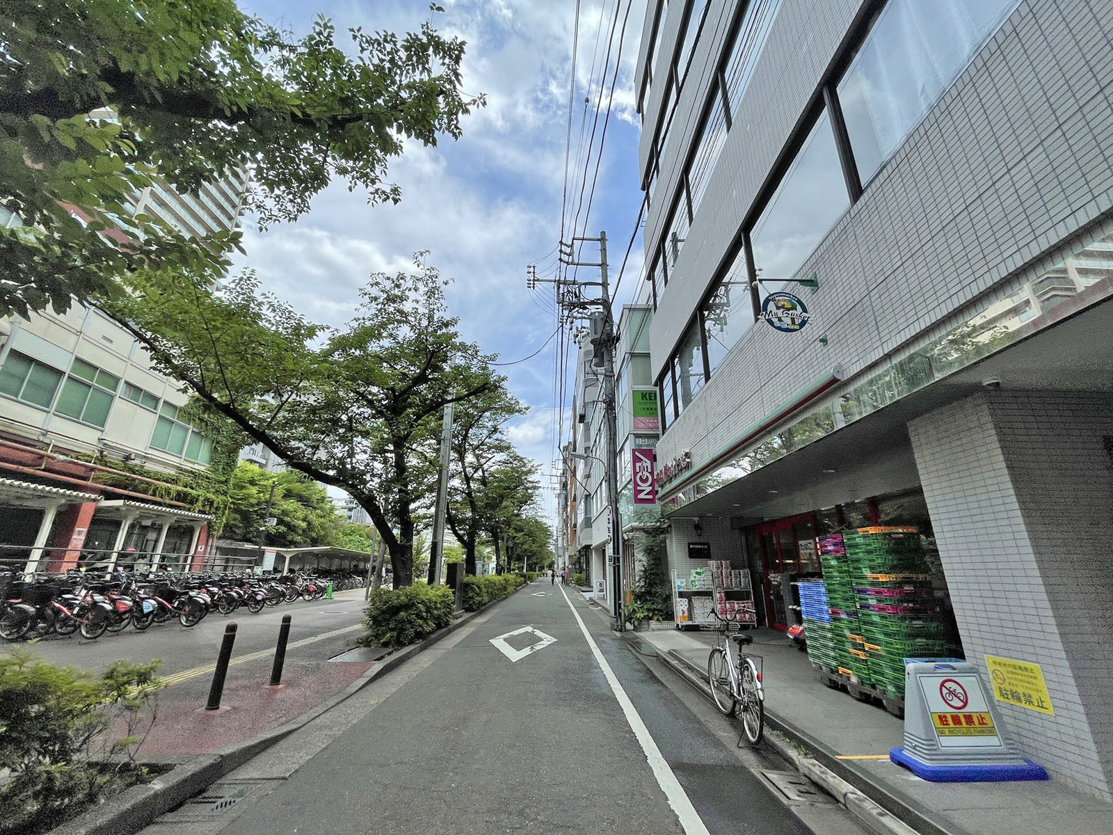 U biz 大森前面の通り