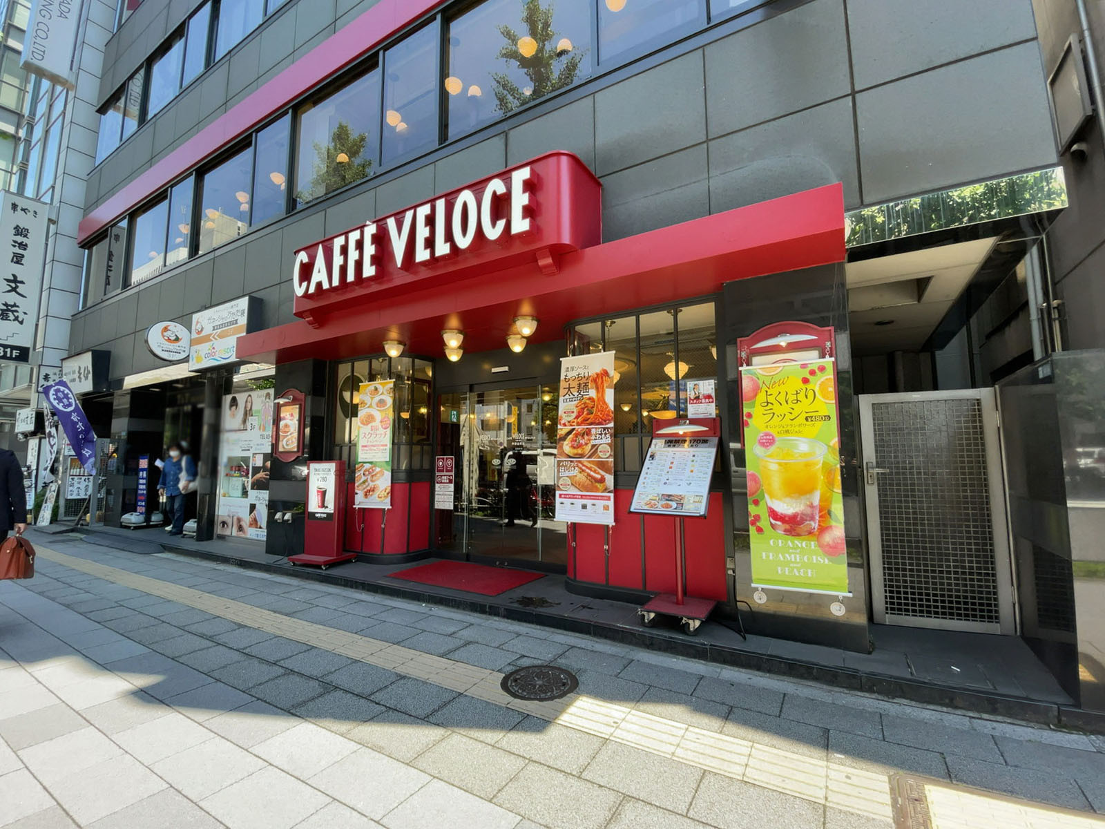 徒歩3分のカフェ・ベローチェ 仲御徒町店