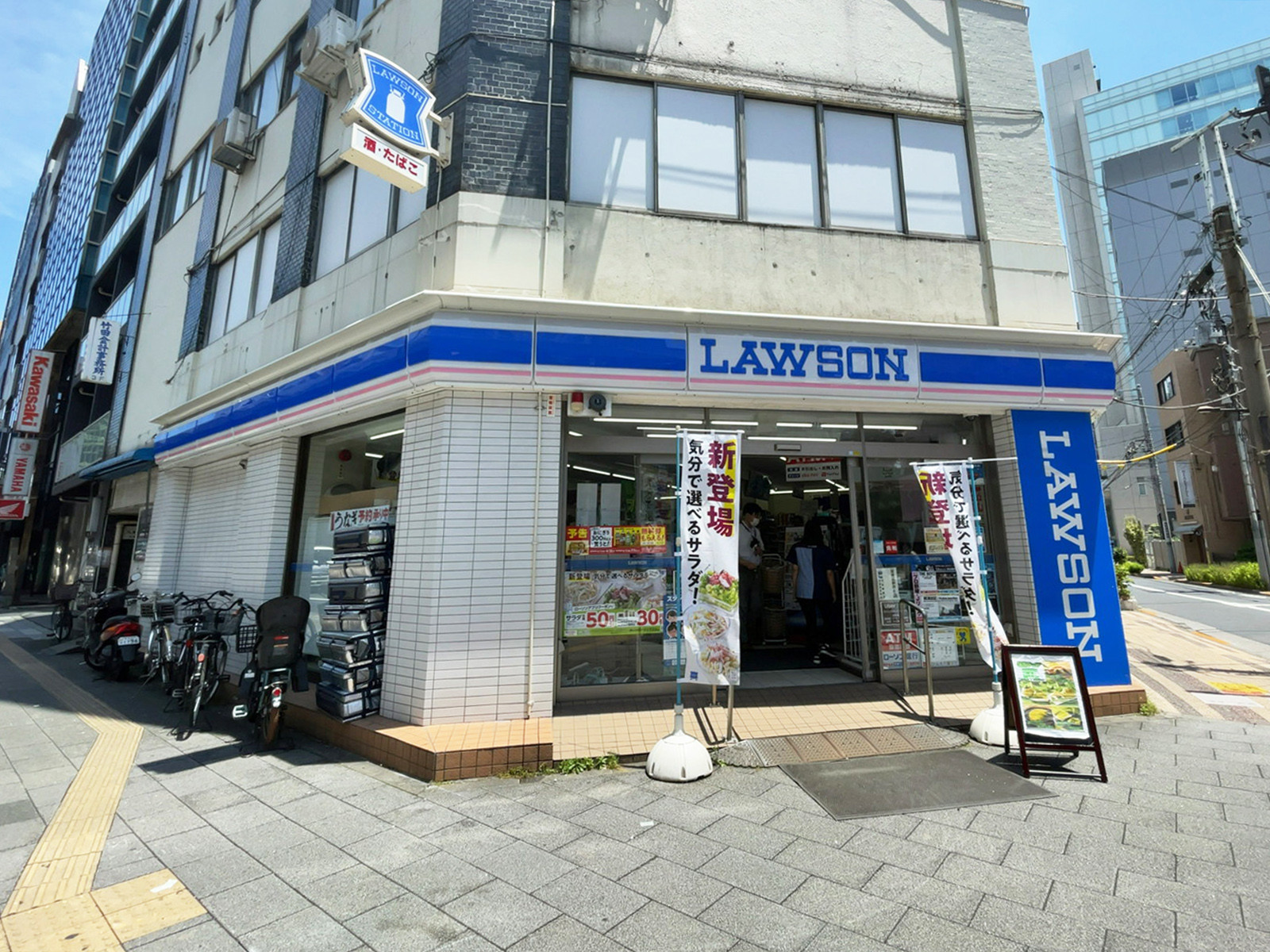 近くのローソン 台東北上野一丁目店