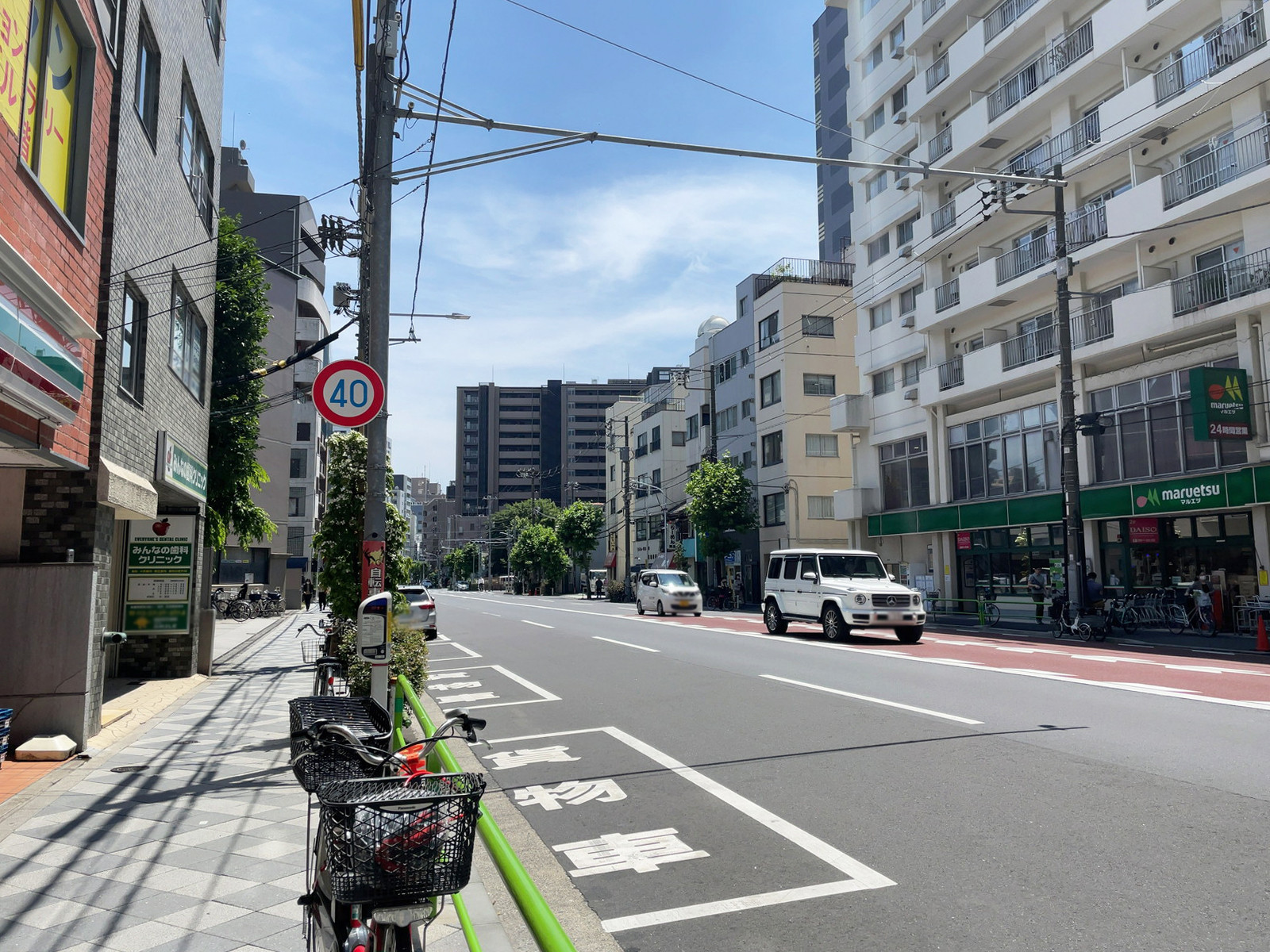 KBUビル前面の清洲橋通り