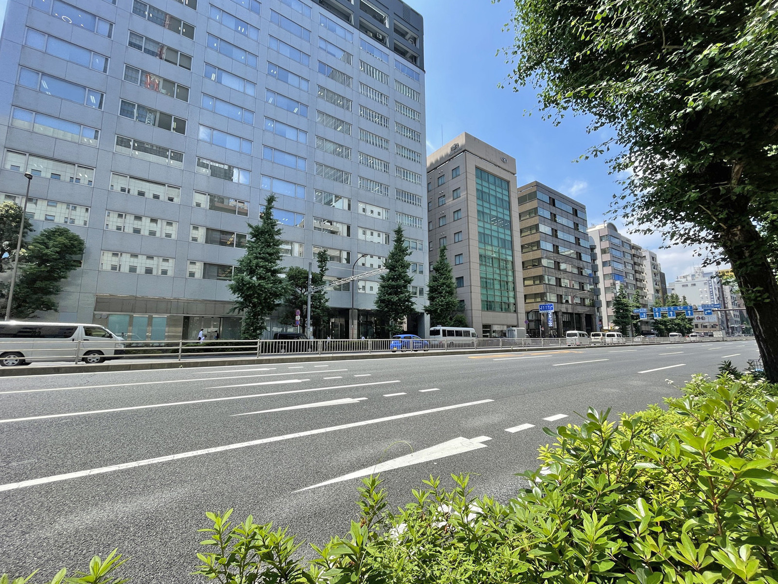 JEI浜松町ビル前面の通り