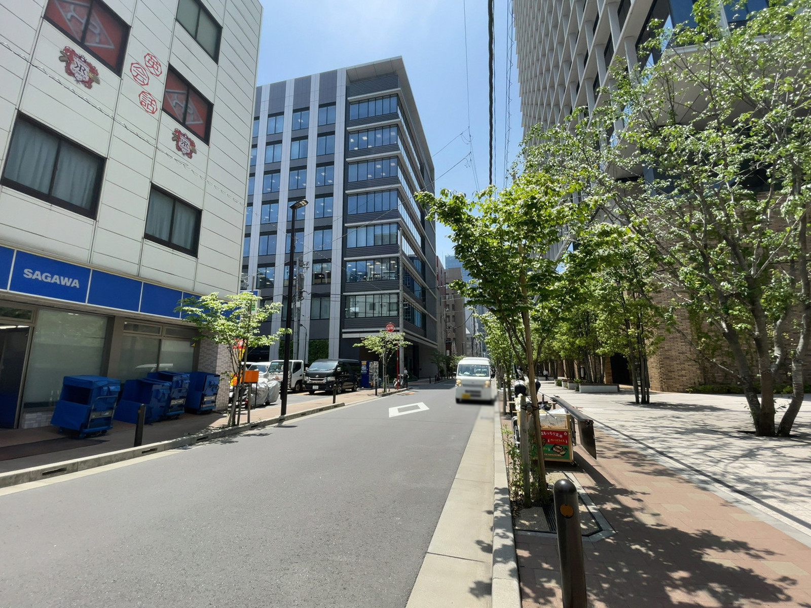 KANDA SQUARE前面の通り