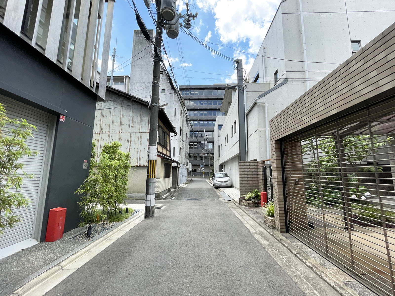 NUP TERRACE 京都駅前前面の通り