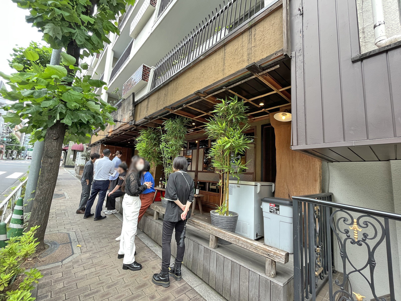 向かいの
恵比寿 土鍋炊ごはん なかよし並木橋店