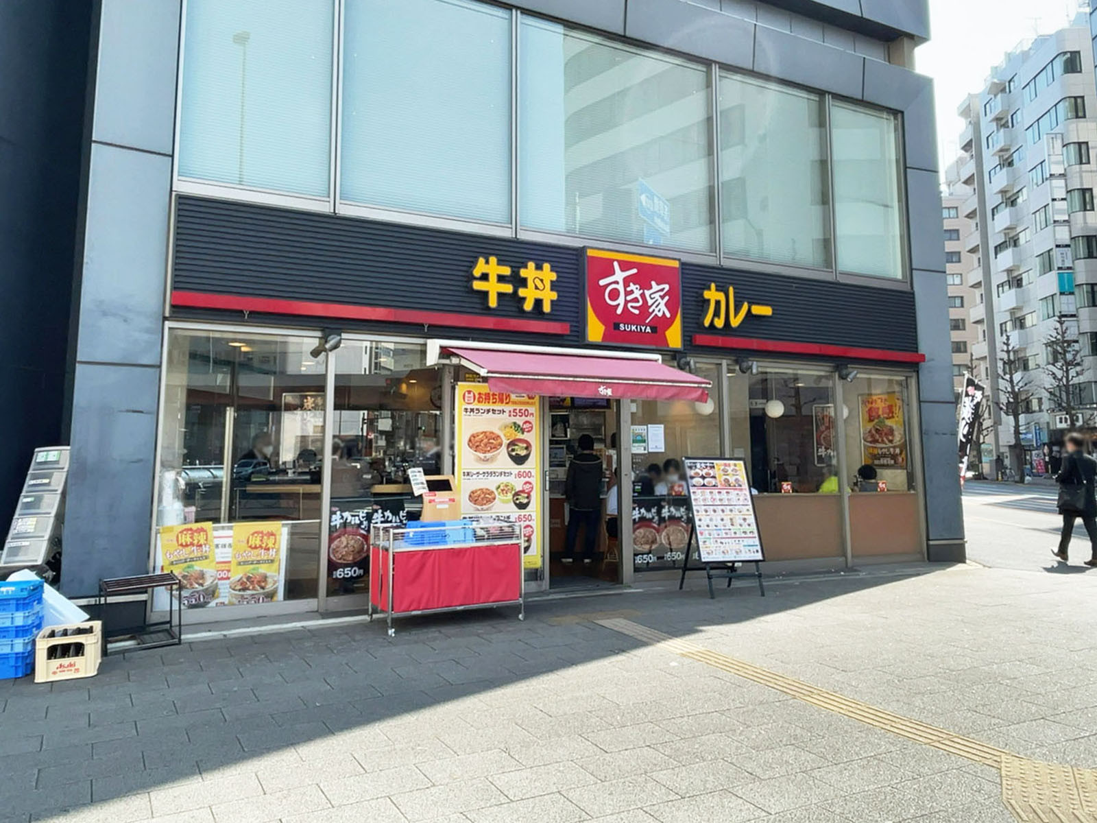 徒歩2分のすき家 秋葉原駅岩本町店