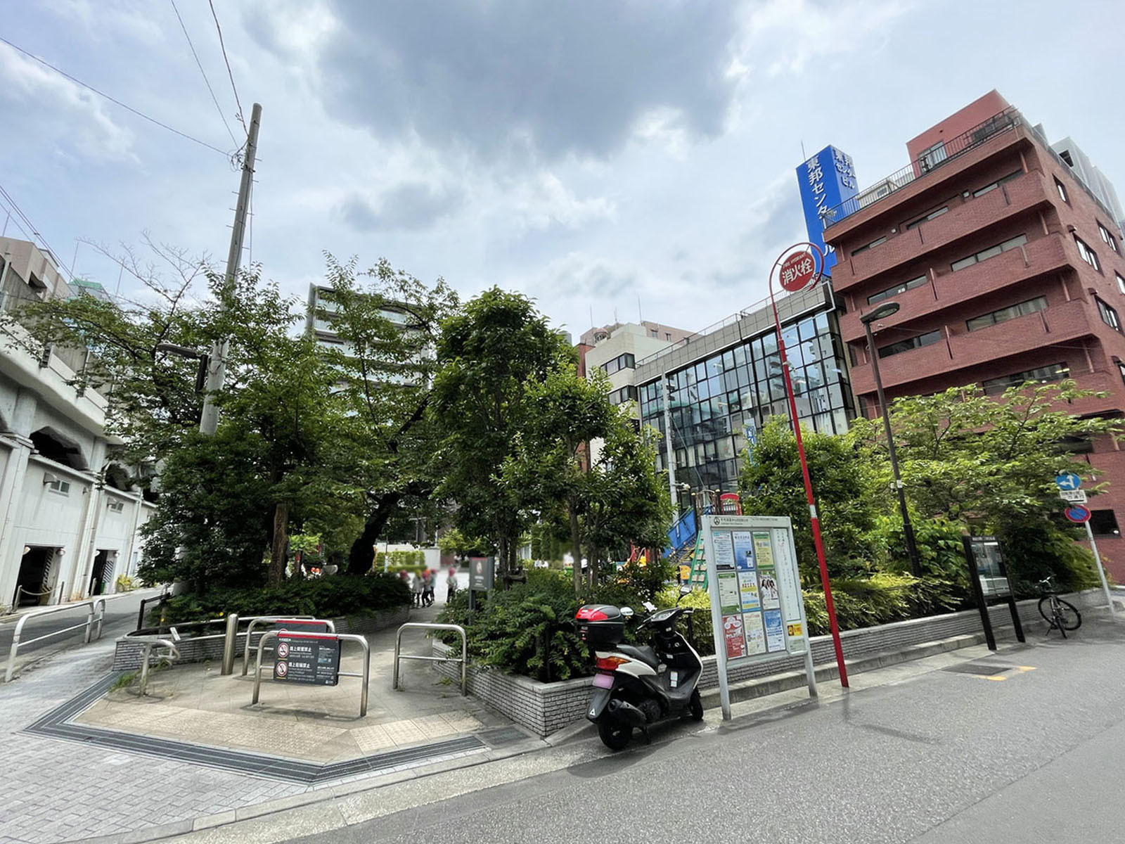 至近の佐久間公園