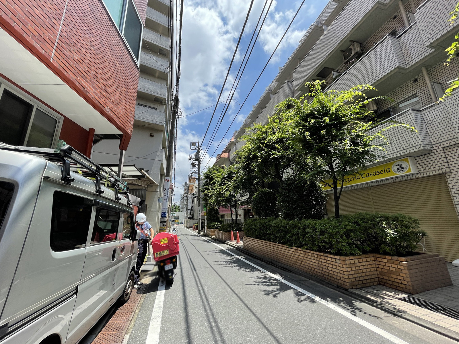 サイテックビル前面の通り