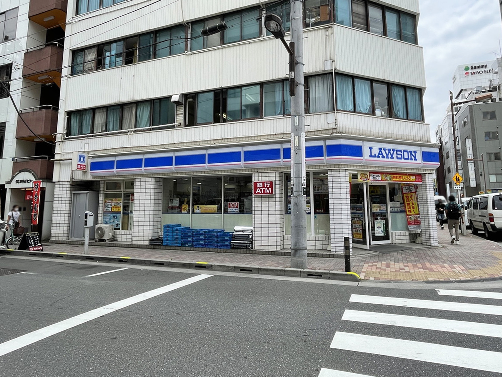 隣のローソン東上野一丁目店