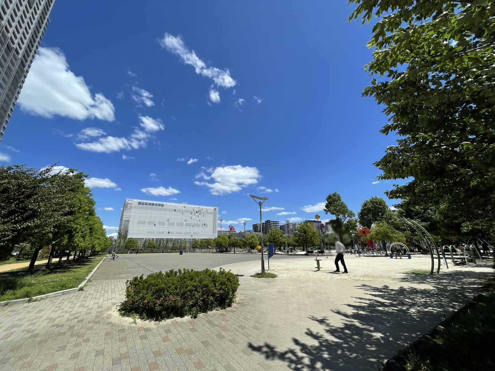 至近の墨田区立錦糸公園