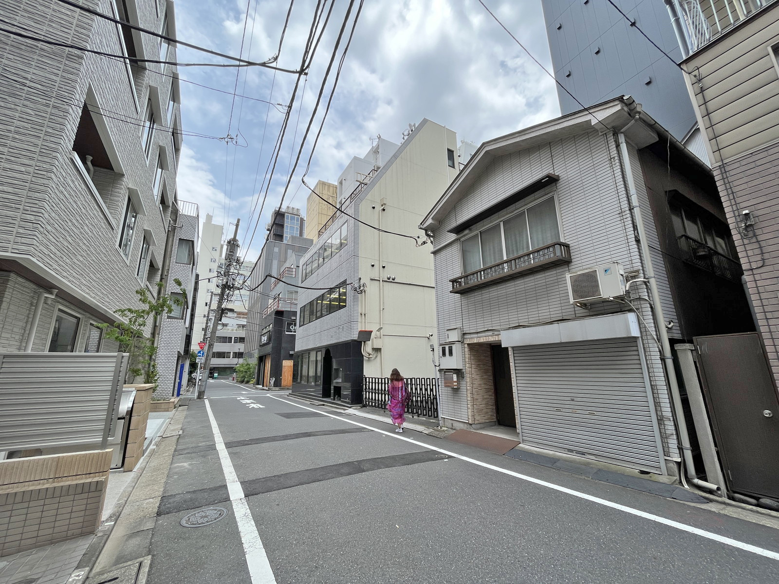 KSYビル前面通り