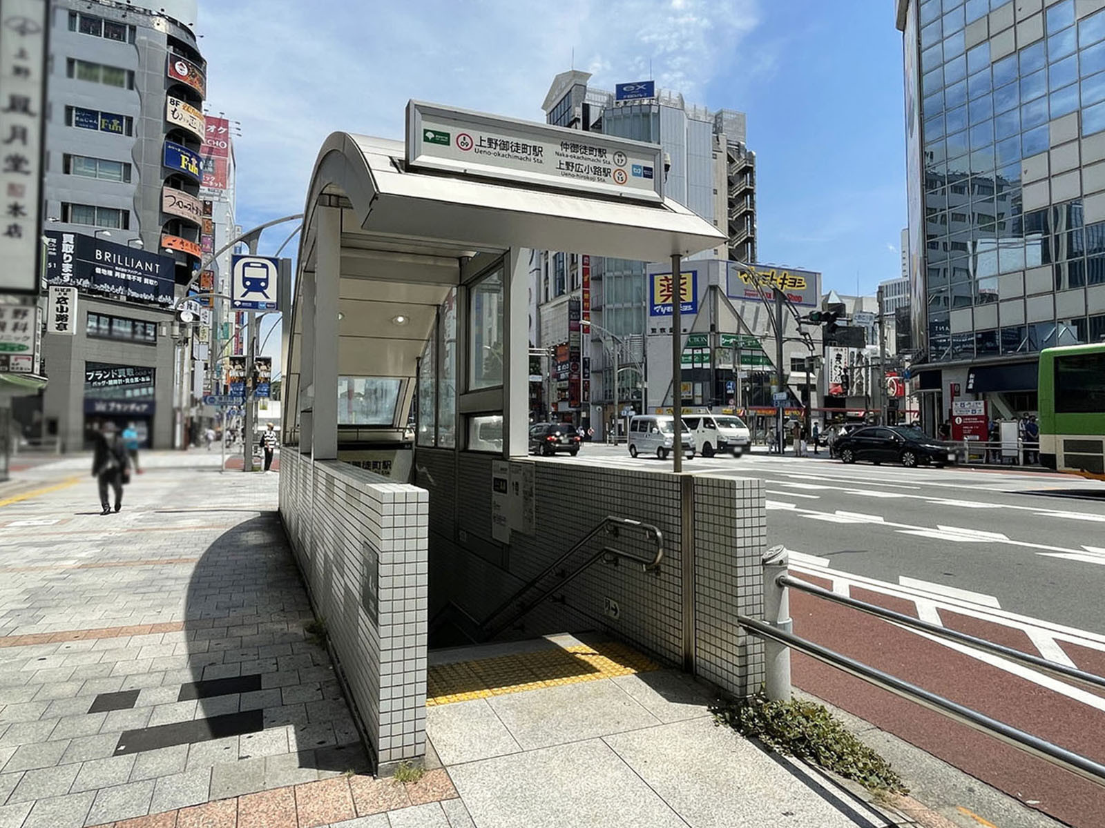 最寄りの「上野広小路駅」