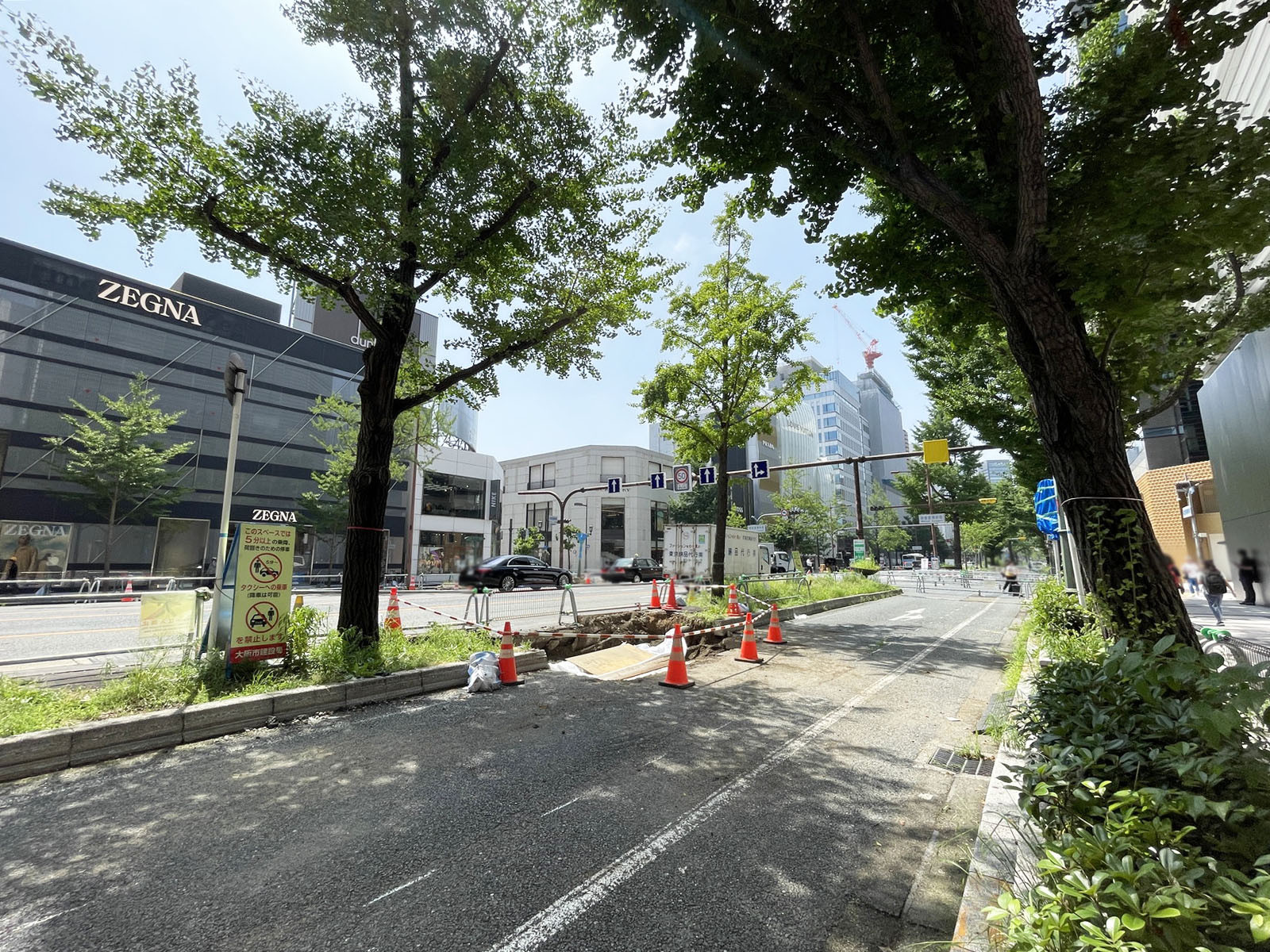 アーバンBLD心斎橋前面の通り