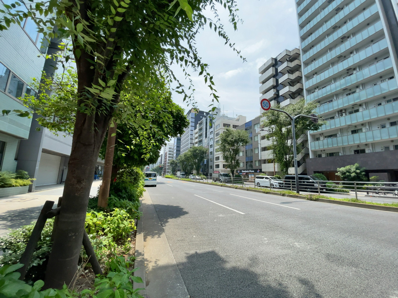 東日本橋グリーンビルアネックス前面の通り