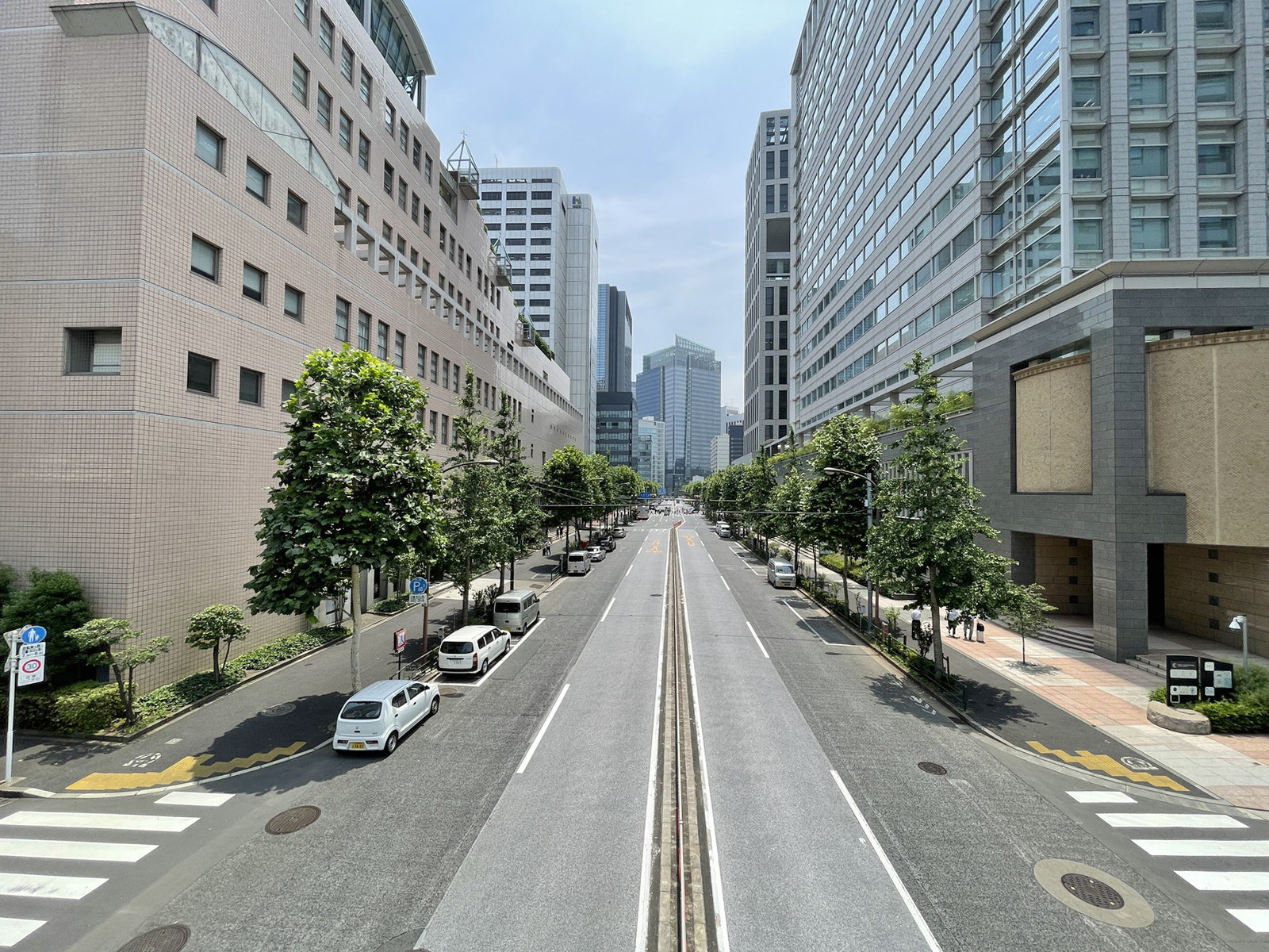 付近の日比谷通り