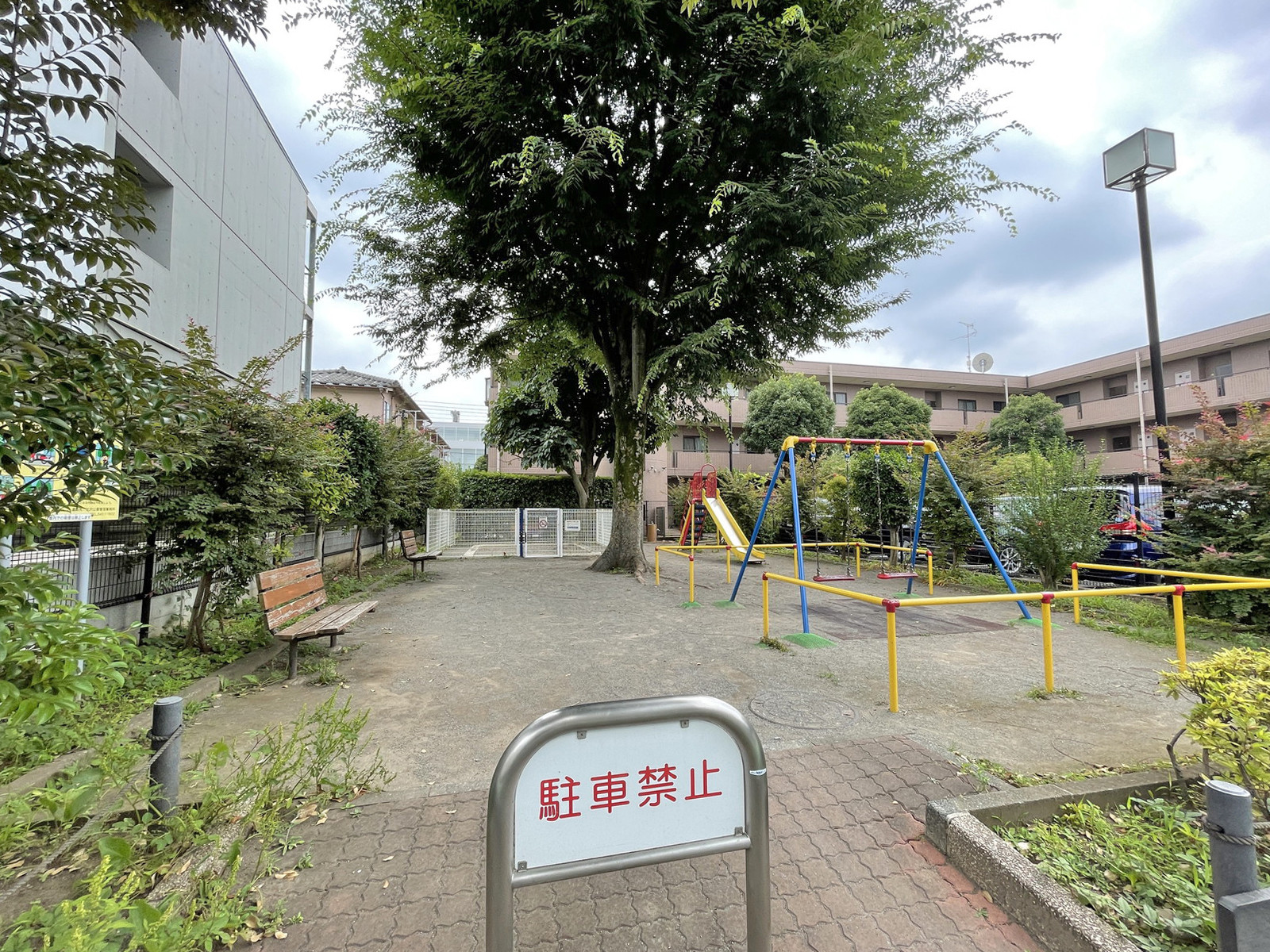 向かいの赤堤3-23遊び場