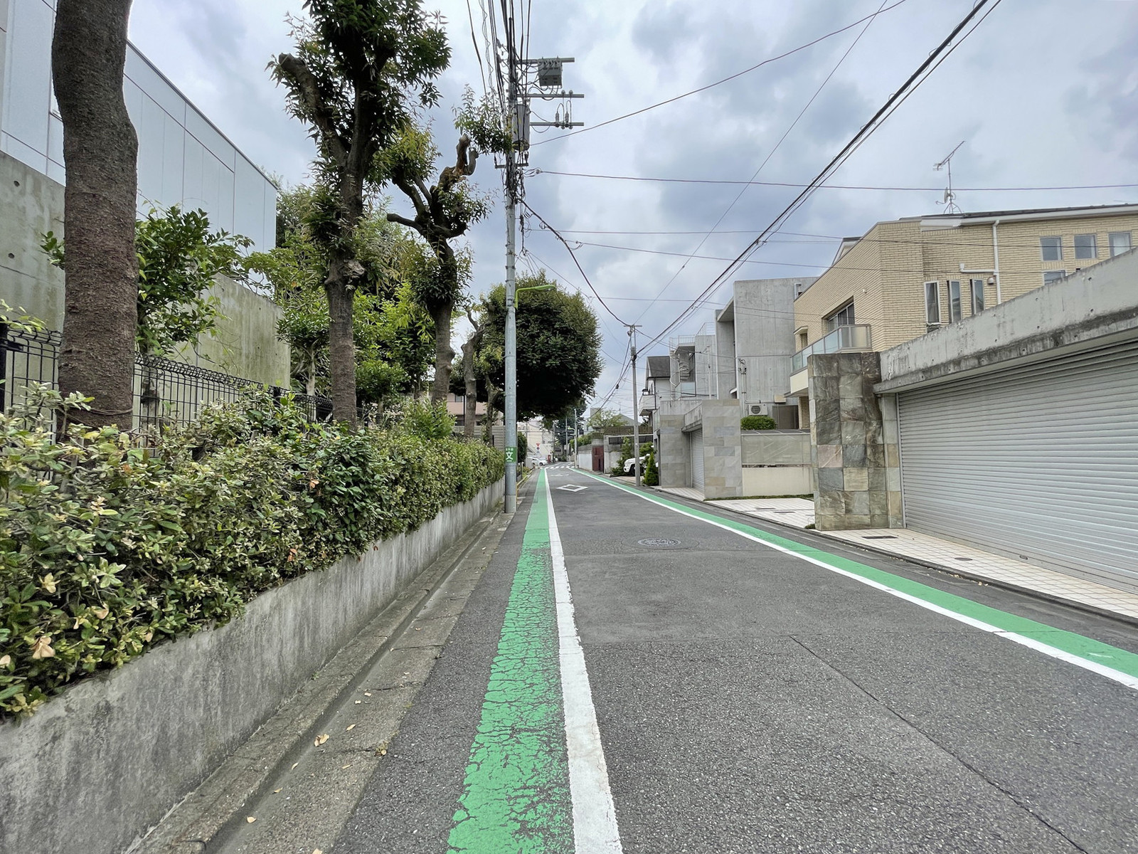 フェリーチェ赤堤Ct.前面の通り