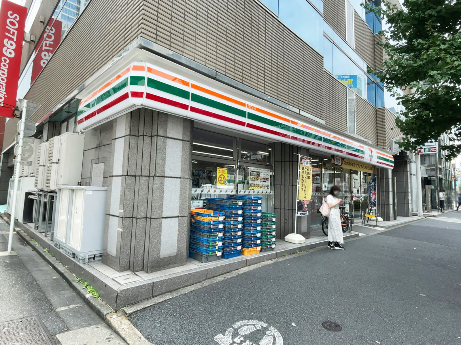 至近のセブンイレブン 外神田4丁目店