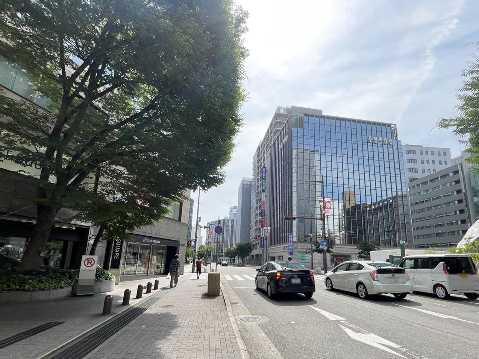 京町74番ビル前面の通り