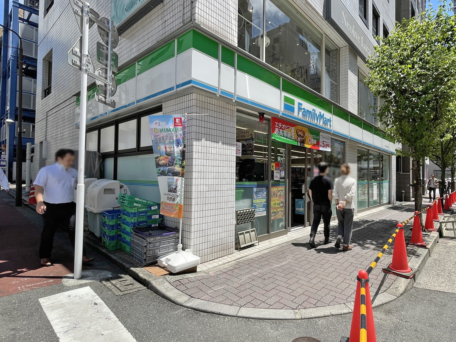徒歩2分のファミリーマート千代田小川町店