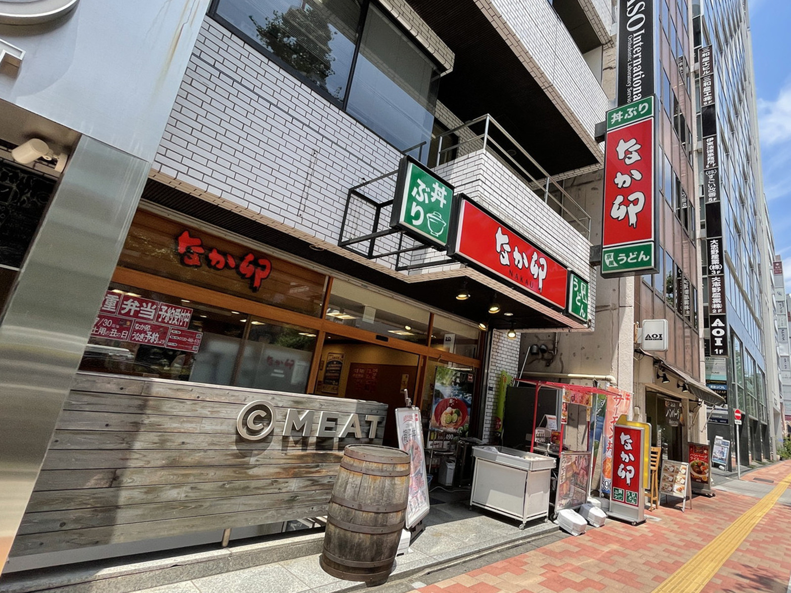 徒歩1分のなか卯 東銀座店