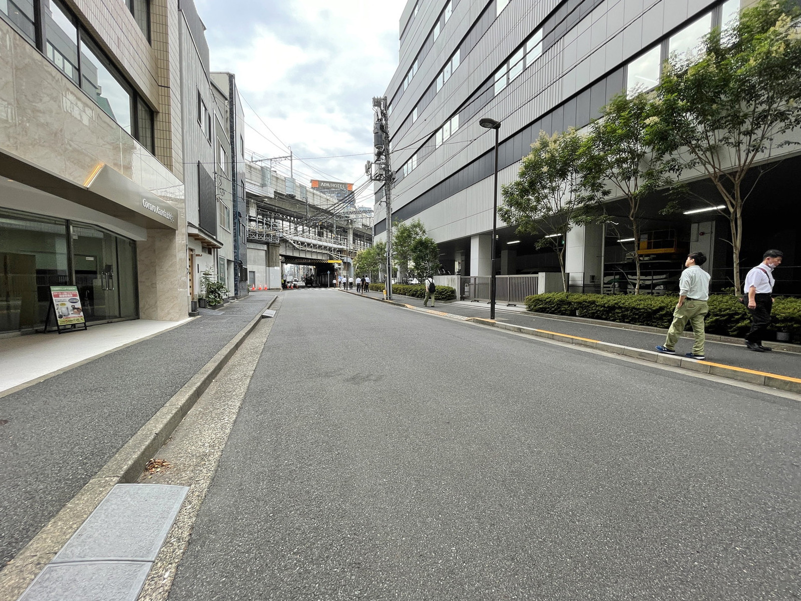 翔和須田町ビル2前面の通り