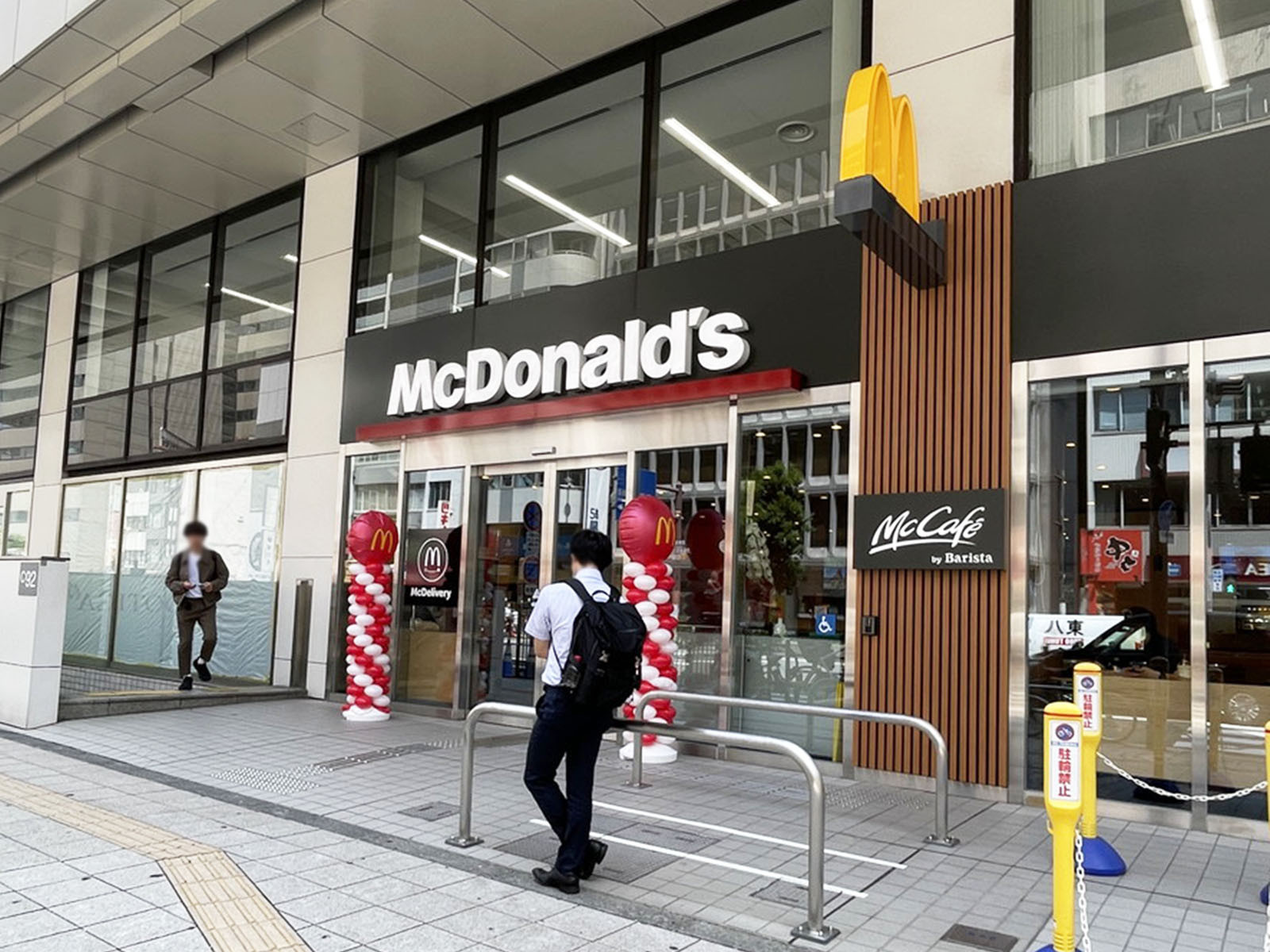 徒歩1分のマクドナルド 梅田堂島店