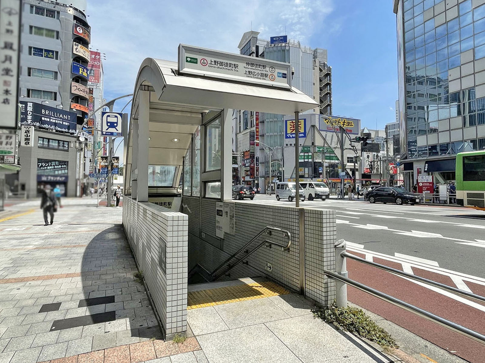 最寄りの「上野広小路駅」