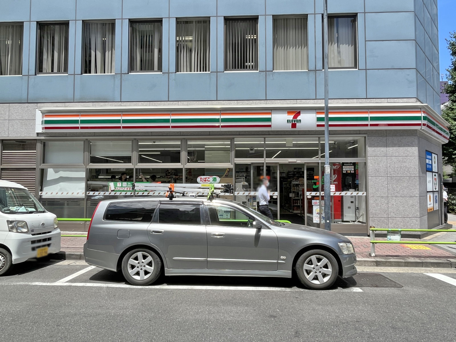 同じ並びのセブンイレブン仲御徒町駅前店