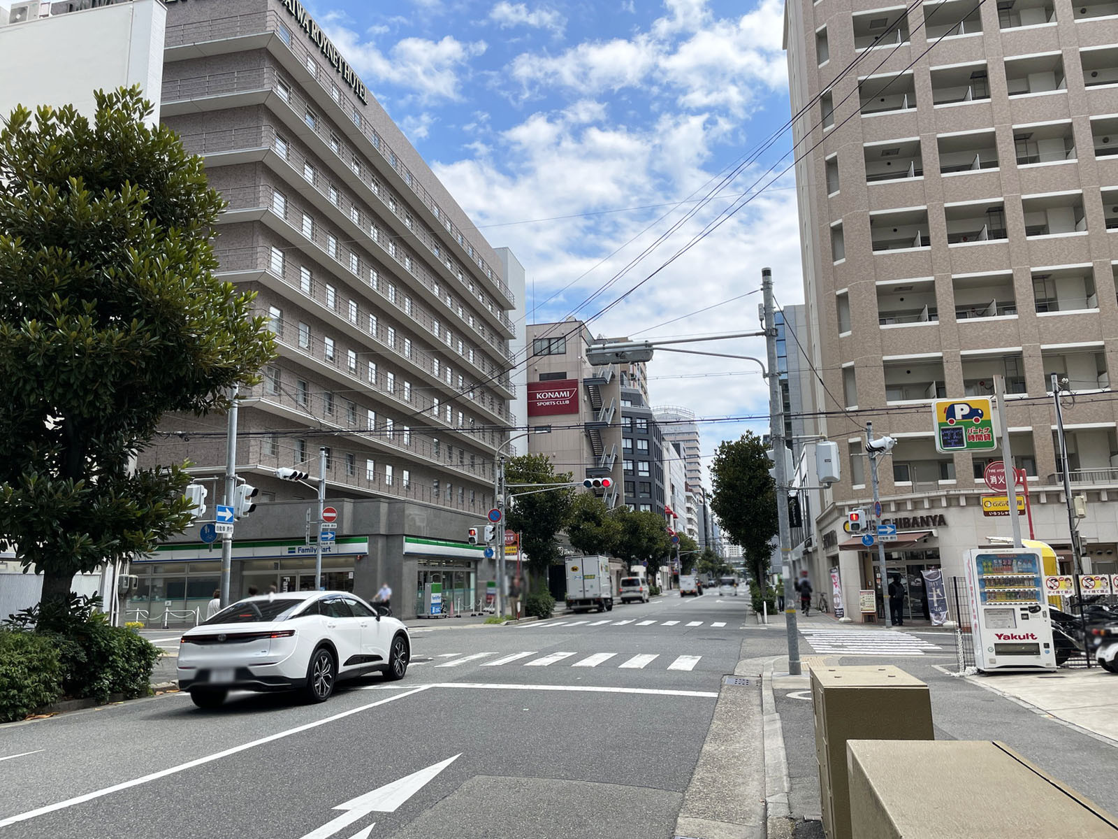 JMTビル前面の通り