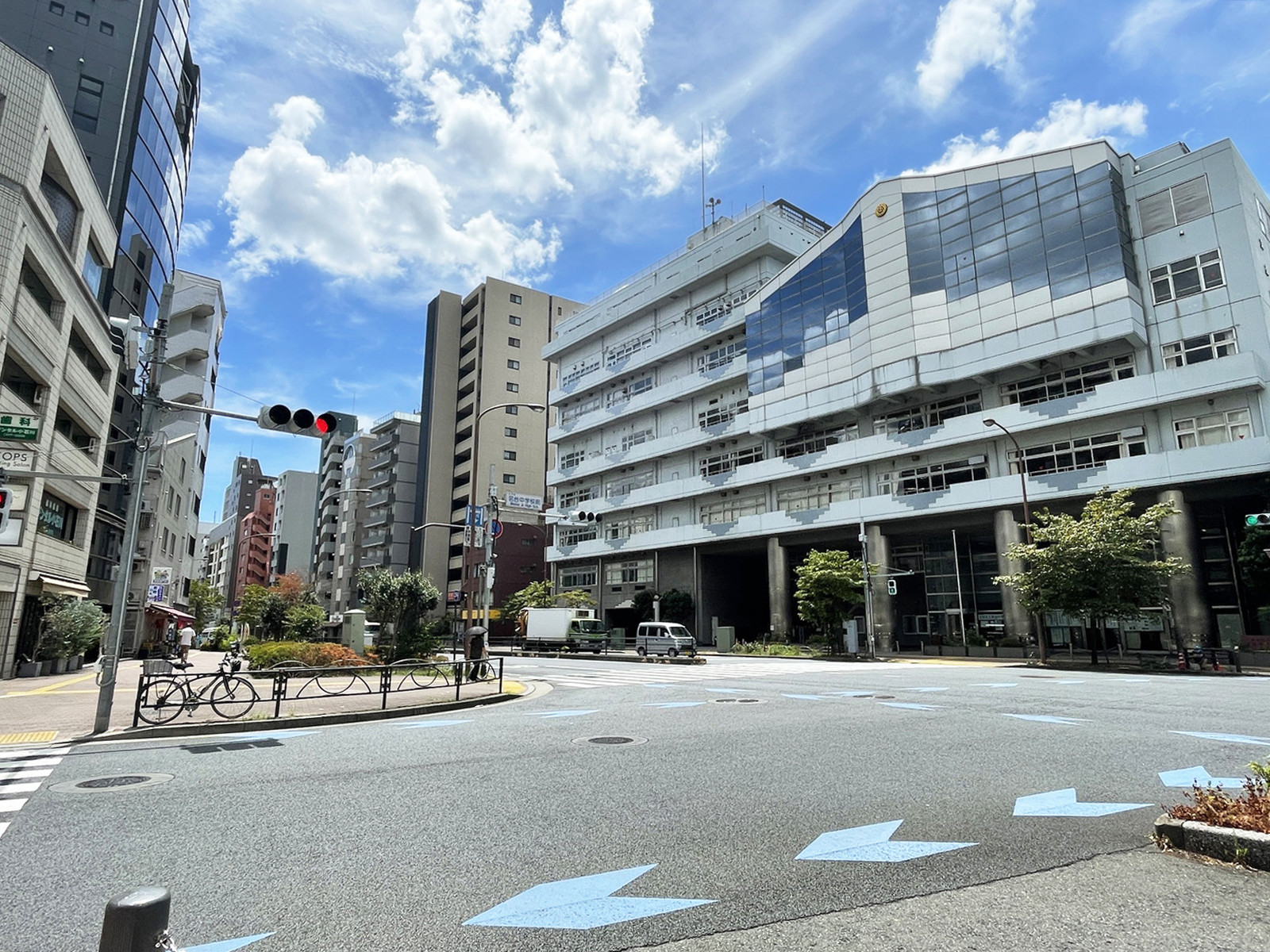 イトークリエイト小石川ビル前面の春日通り