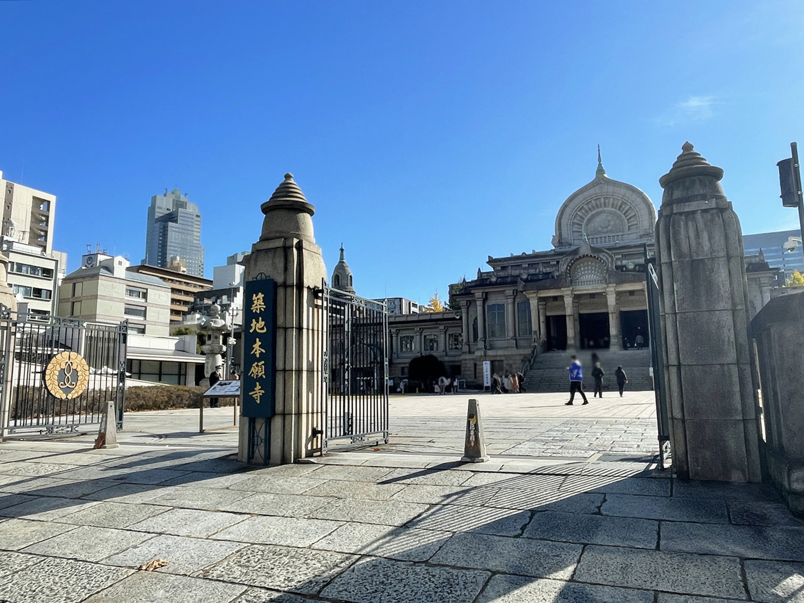 付近の築地本願寺