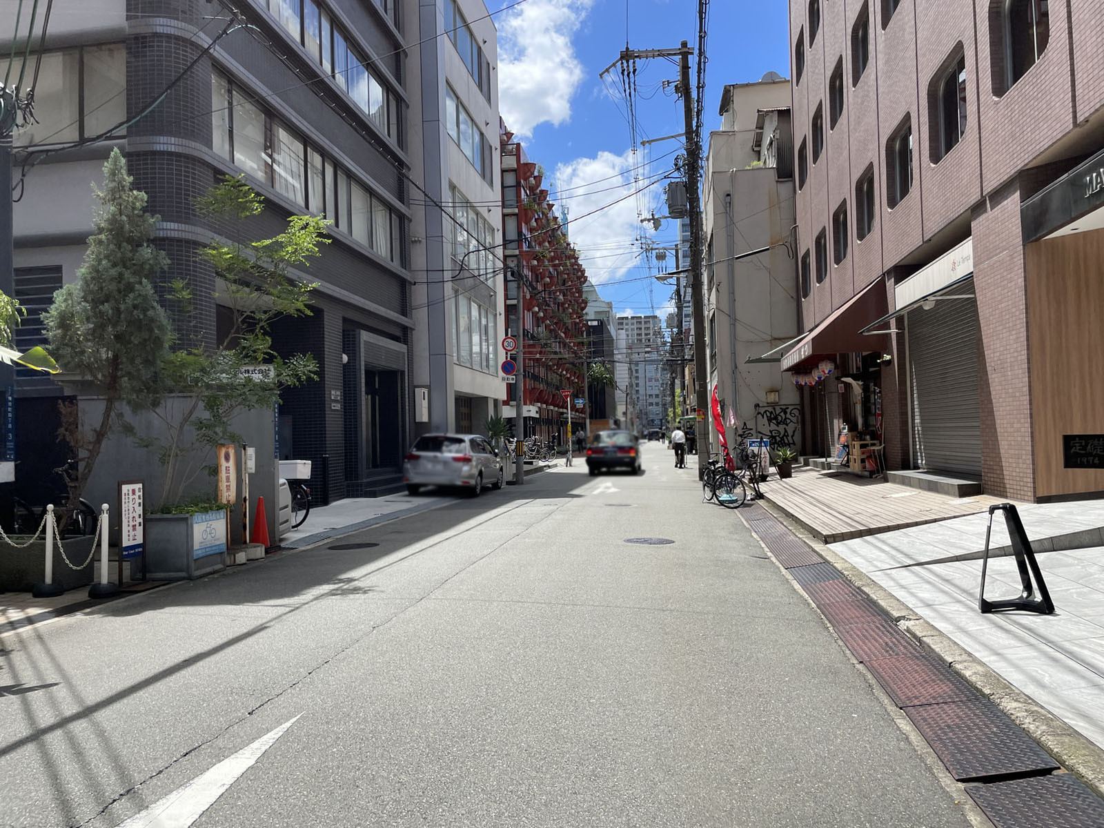 KUS博労町前面の通り