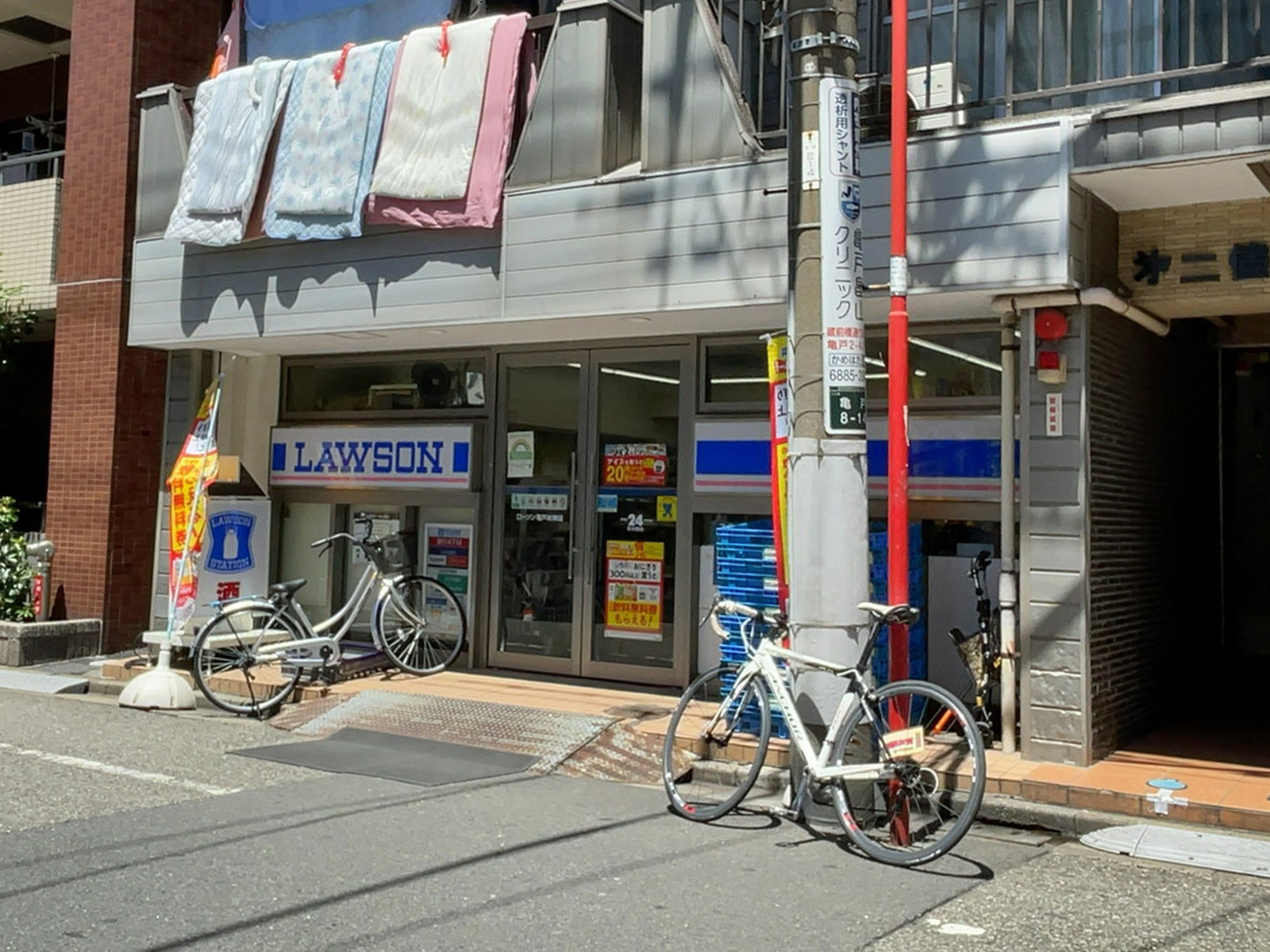 徒歩3分のローソン 亀戸水神店